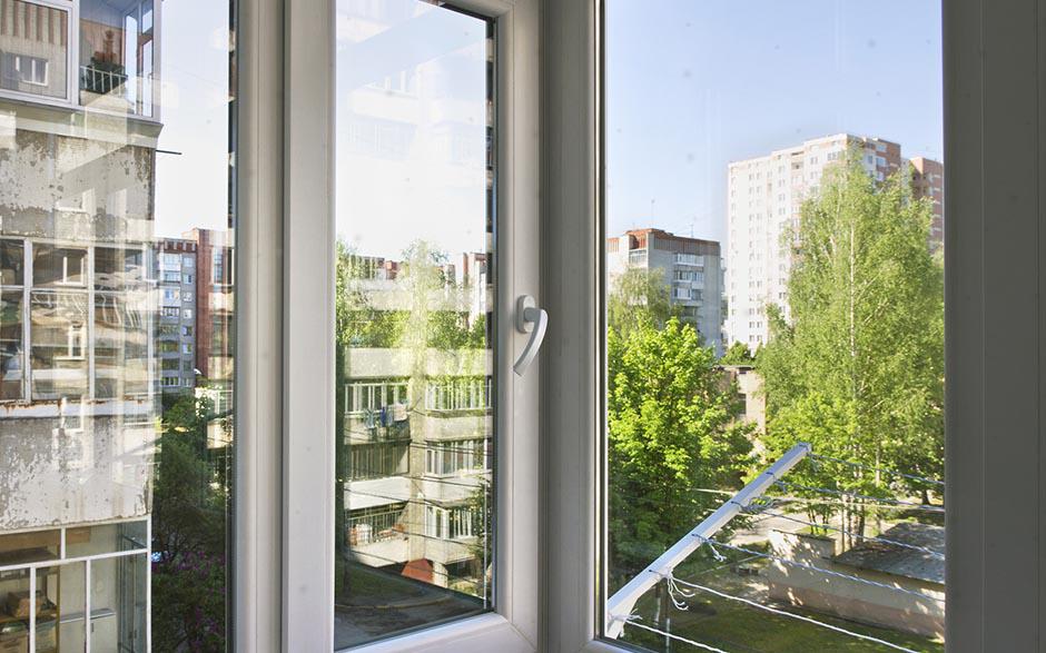 vitrine commerce Issy-les-Moulineaux
